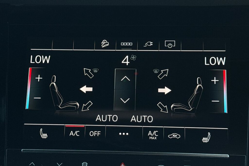 Audi Q8 e tron 250Kw 50 Quattro 95Kwh Black Edition Esta Grey #20