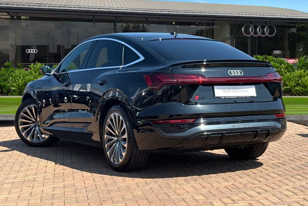 Audi Q8 e tron Sportback S Line 50 E-tron Quattro 250,00 Kw Black #2