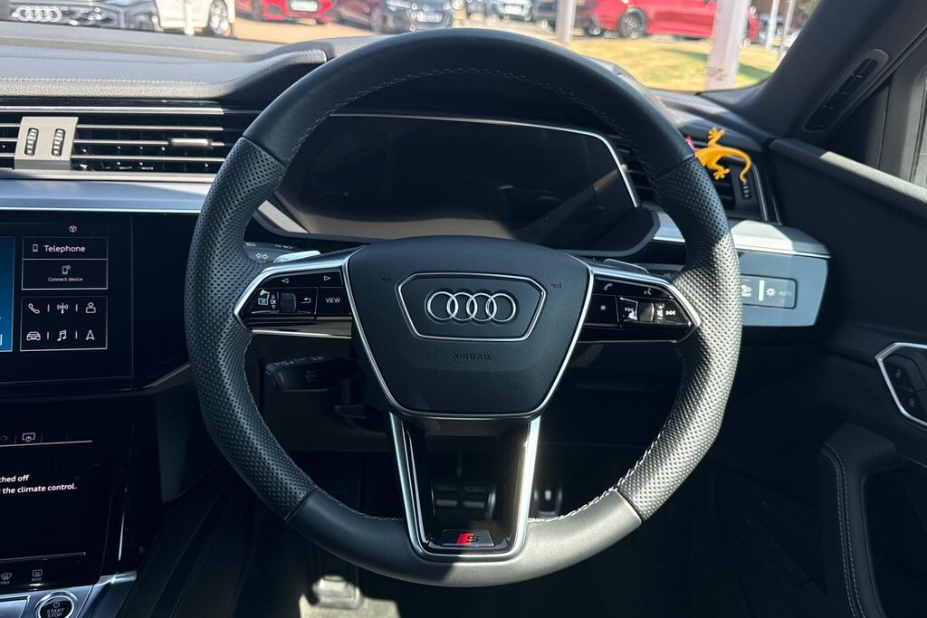 Audi Q8 e tron 250Kw 50 Quattro 95Kwh Black Edition Esta Grey #44