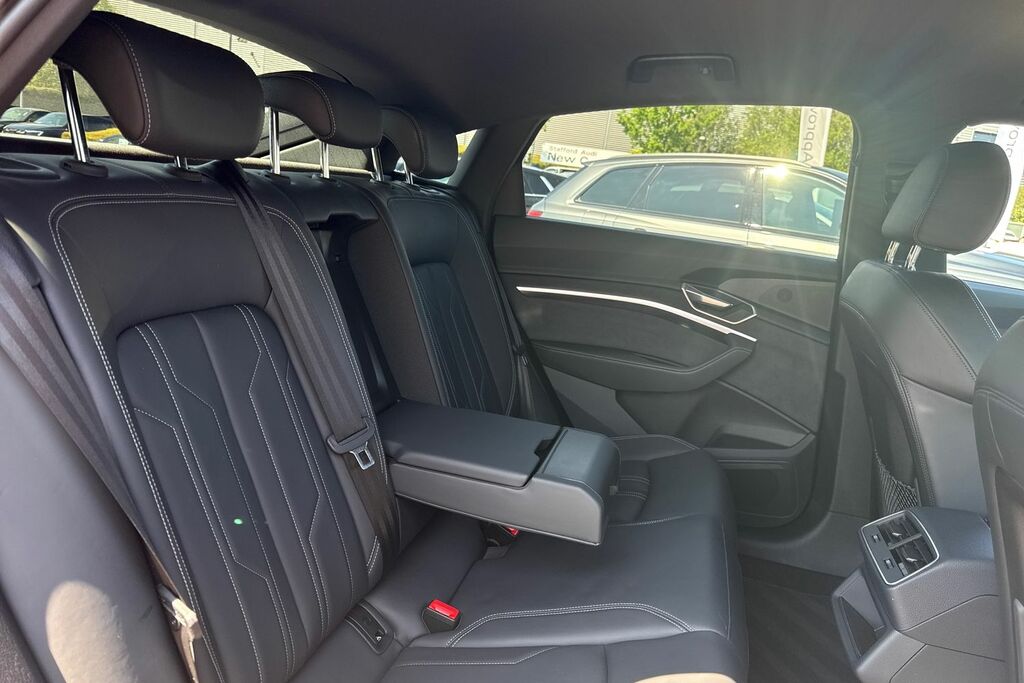 Audi Q8 e tron 250Kw 50 Quattro 95Kwh Black Edition Esta Grey #41