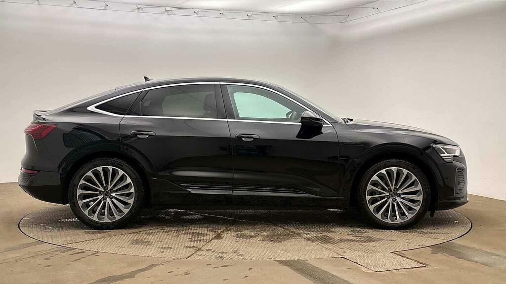 Audi Q8 e tron Sportback S Line 50 E-tron Quattro 250,00 Kw Black #4