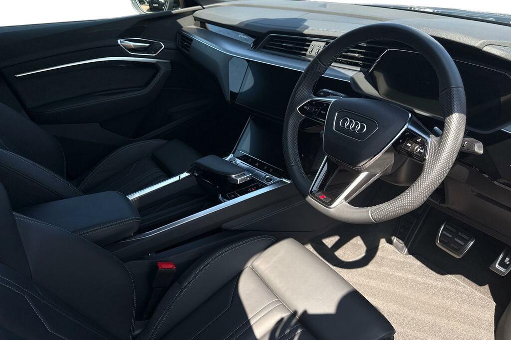 Audi Q8 e tron 250Kw 50 Quattro 95Kwh Black Edition Esta Grey #13