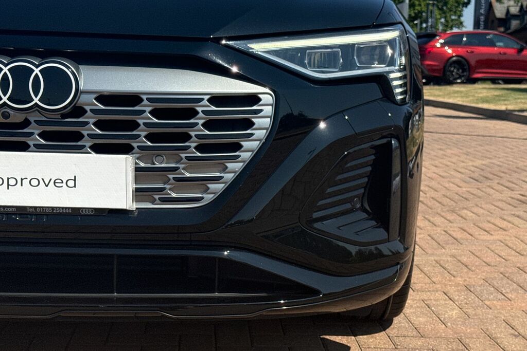 Audi Q8 e tron 250Kw 50 Quattro 95Kwh Black Edition Esta Grey #28