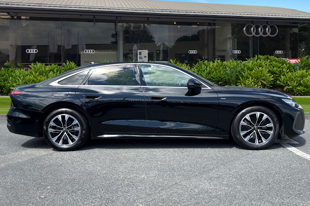 Audi A6 Saloon S Line E-hybrid Quattro 299 Ps S Tronic Black #3