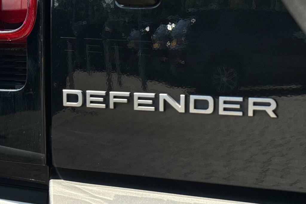 Land Rover Defender 90 2.0 P300 Se 90 6 Seat Estate YK73VLV Black #41