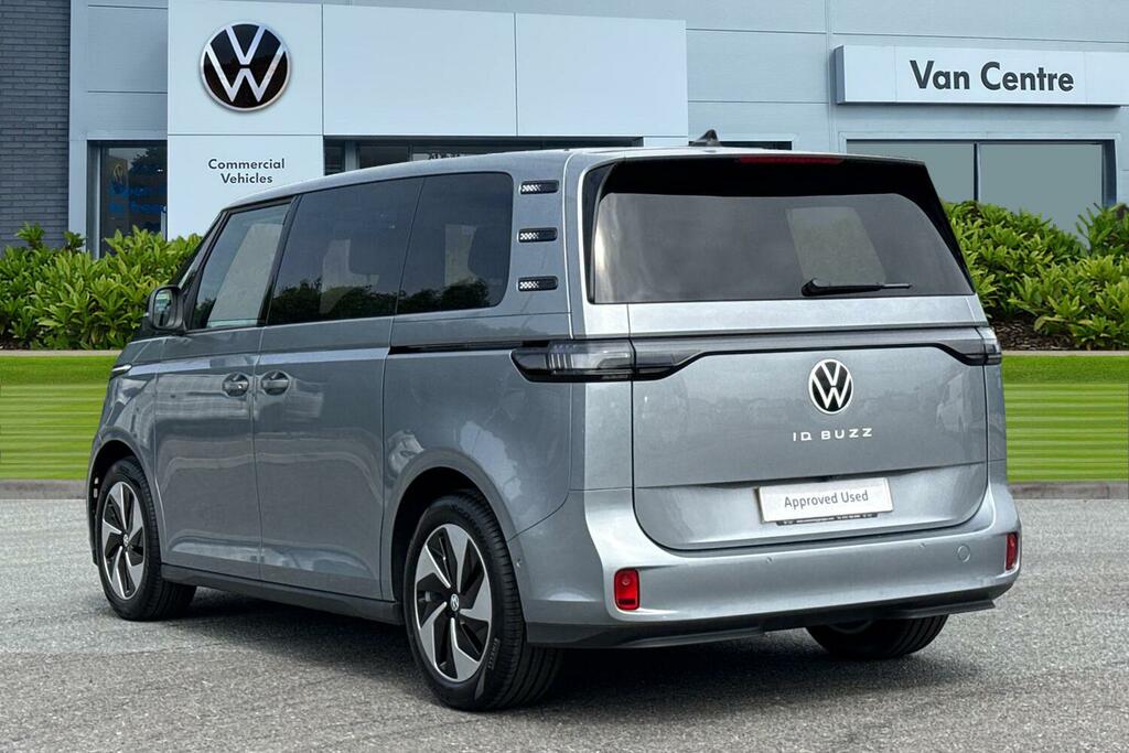 Volkswagen ID.Buzz Id. Buzz Life 5-Seat Swb 286 Ps 79 Kwh Au Silver #2