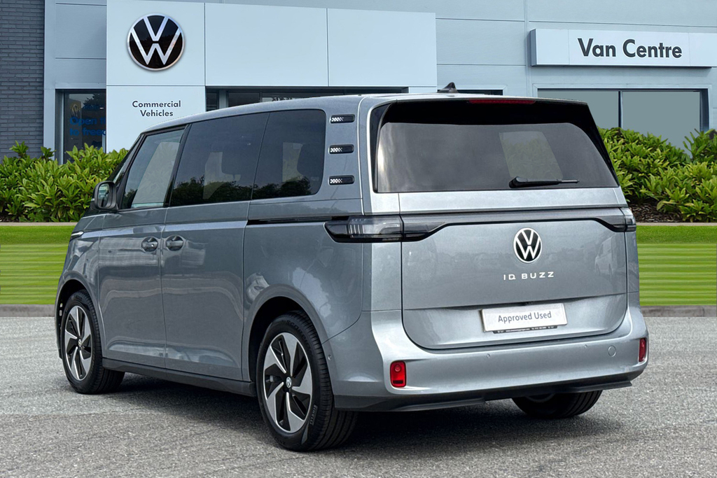 Volkswagen ID.Buzz Id. Buzz Life 5-Seat Swb 286 Ps 79 Kwh Au Silver #2