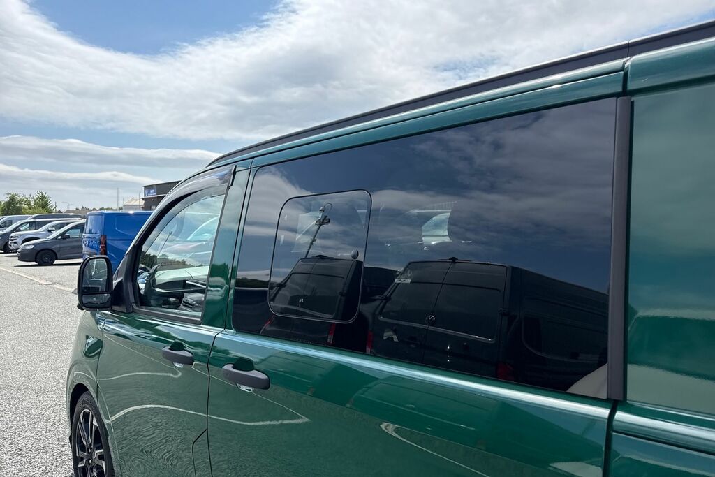 Volkswagen Transporter Sportline 2.0 Tdi T32 Sportline Green #27