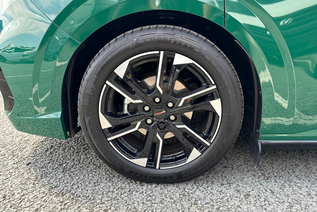 Volkswagen Transporter Sportline 2.0 Tdi T32 Sportline Green #9