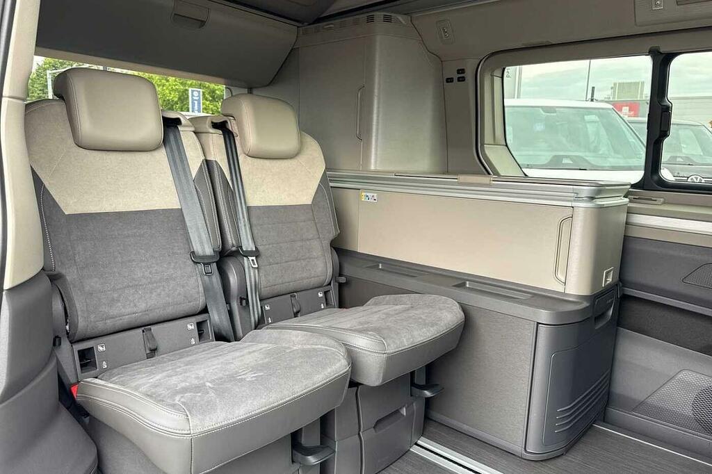 Volkswagen California Coast 204 Ps 2.0 Tsi Dsg Black #13