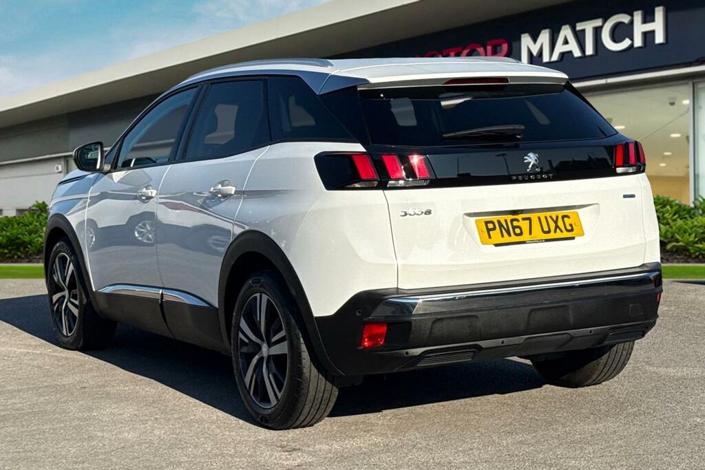 Peugeot 3008 1.2 Puretech Allure Euro 6 Ss White #2