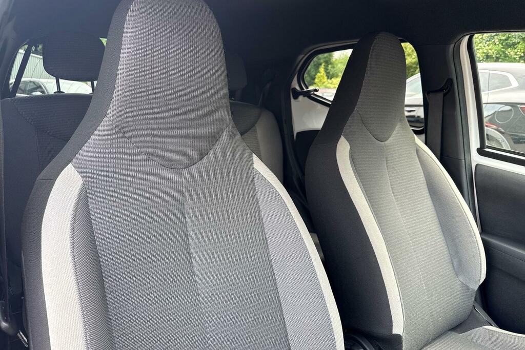Toyota Aygo 1.0 Vvt-i X-trend Tss Silver #20