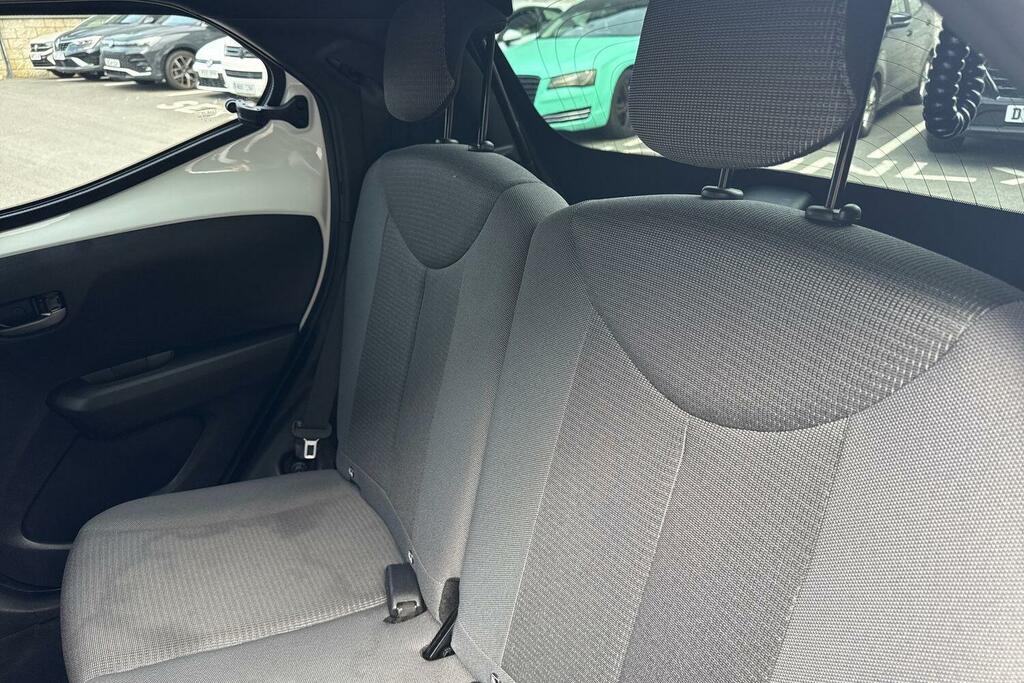 Toyota Aygo 1.0 Vvt-i X-trend Tss Silver #13