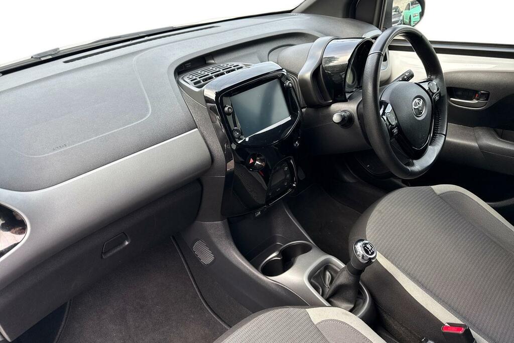 Toyota Aygo 1.0 Vvt-i X-trend Tss Silver #8