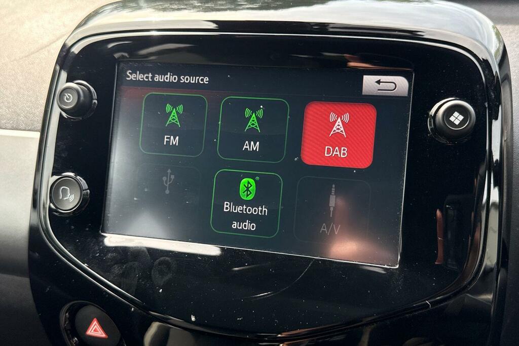 Toyota Aygo 1.0 Vvt-i X-trend Tss Silver #34