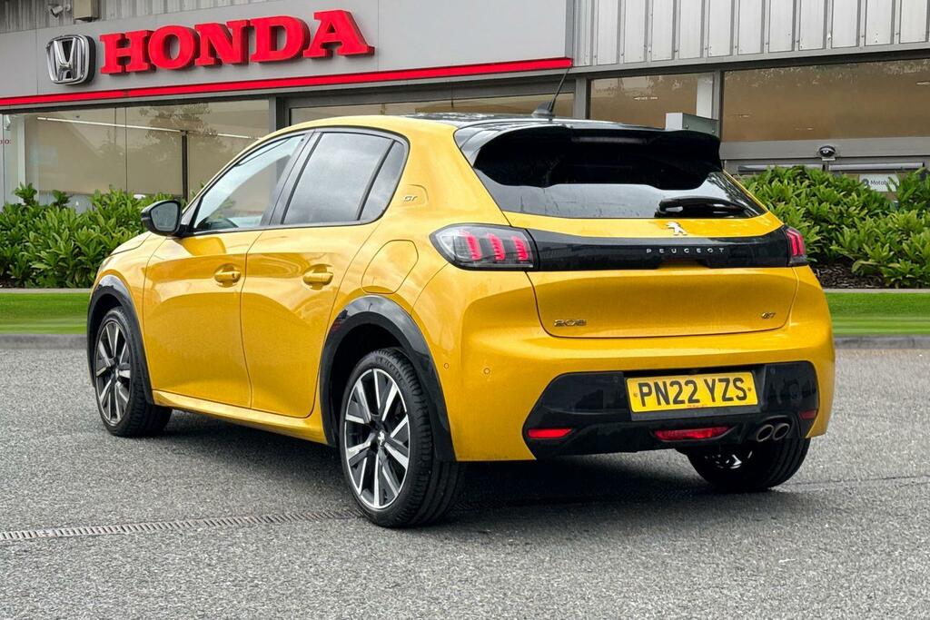 Peugeot 208 1.2 Puretech 130 Gt Eat8 Yellow #3