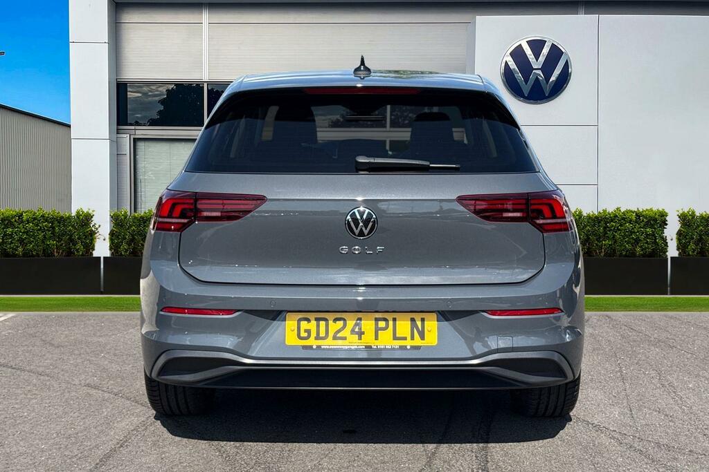 Volkswagen Golf 1.5 Tsi 150 Match Grey #4