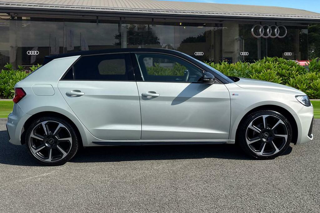 Audi A1 Black Edition 25 Tfsi 95 Ps S Tronic PJ74JTX Silver #3
