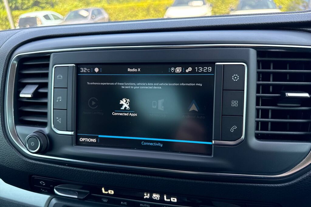 Peugeot Traveller 2020 Peugeot Traveller 1.5 Bluehdi Ss Active Grey #52