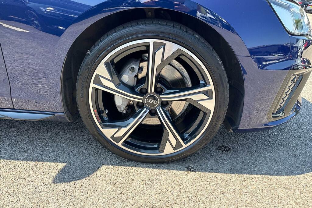 Audi A4 40 Tfsi 204 Black Edition S Tronic Blue #6