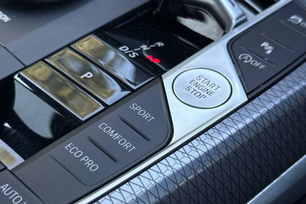 BMW 3 Series 2.0 330E 12Kwh M Sport Saloon Plug-in H #47