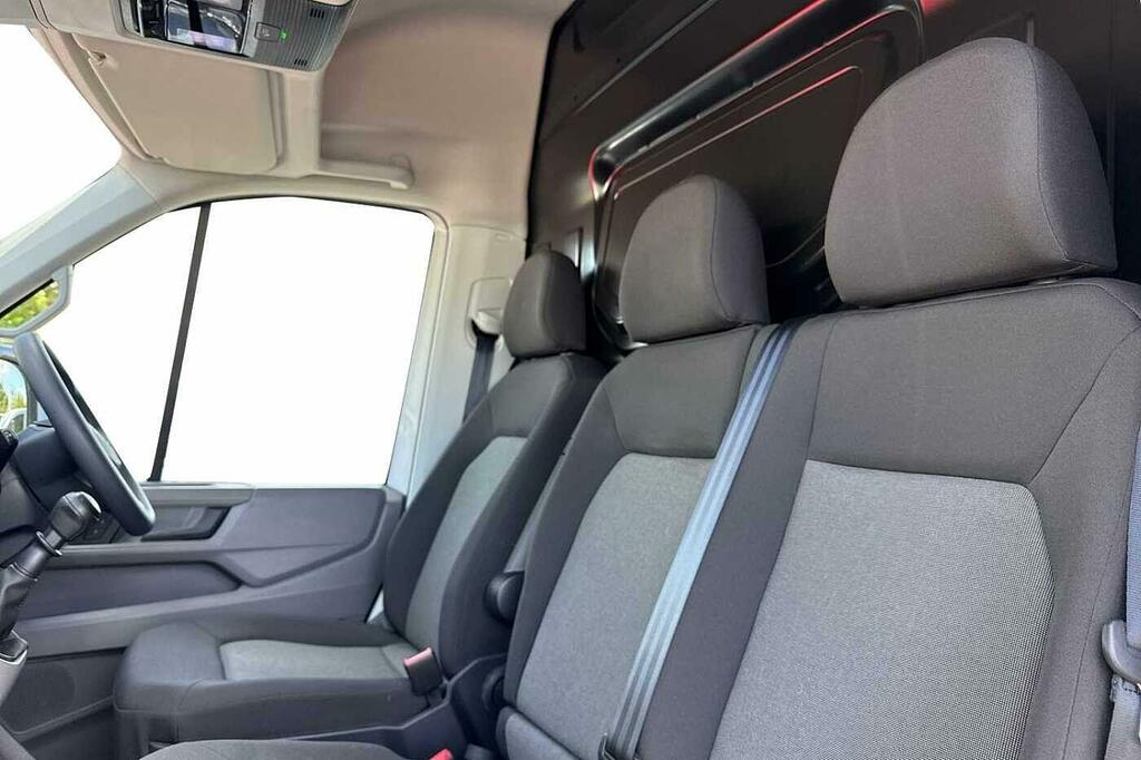 Volkswagen Crafter Cr35 Mwb Fwd 2.0 Tdi 140Ps Commerce Plus High Roof White #10