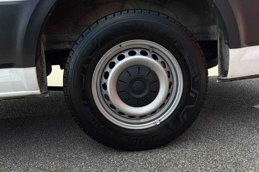 Volkswagen Crafter Cr35 Mwb Fwd 2.0 Tdi 140Ps Commerce Plus High Roof White #21