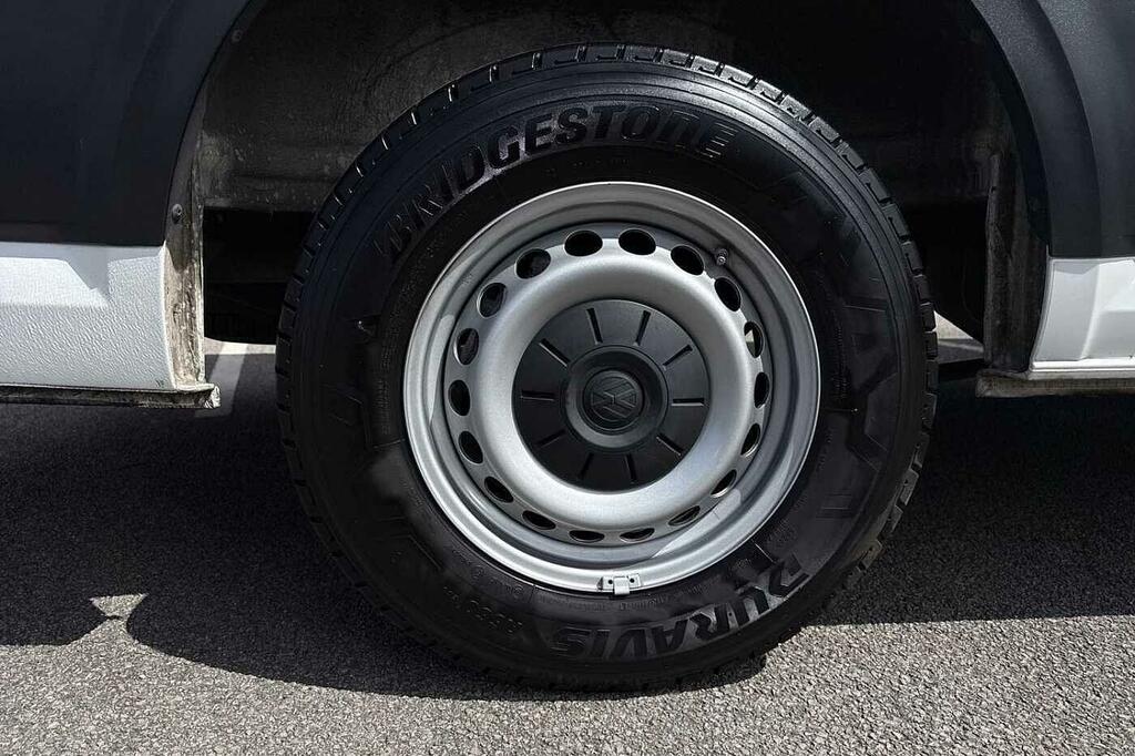 Volkswagen Crafter Cr35 Mwb Fwd 2.0 Tdi 140Ps Commerce Plus High Roof White #20