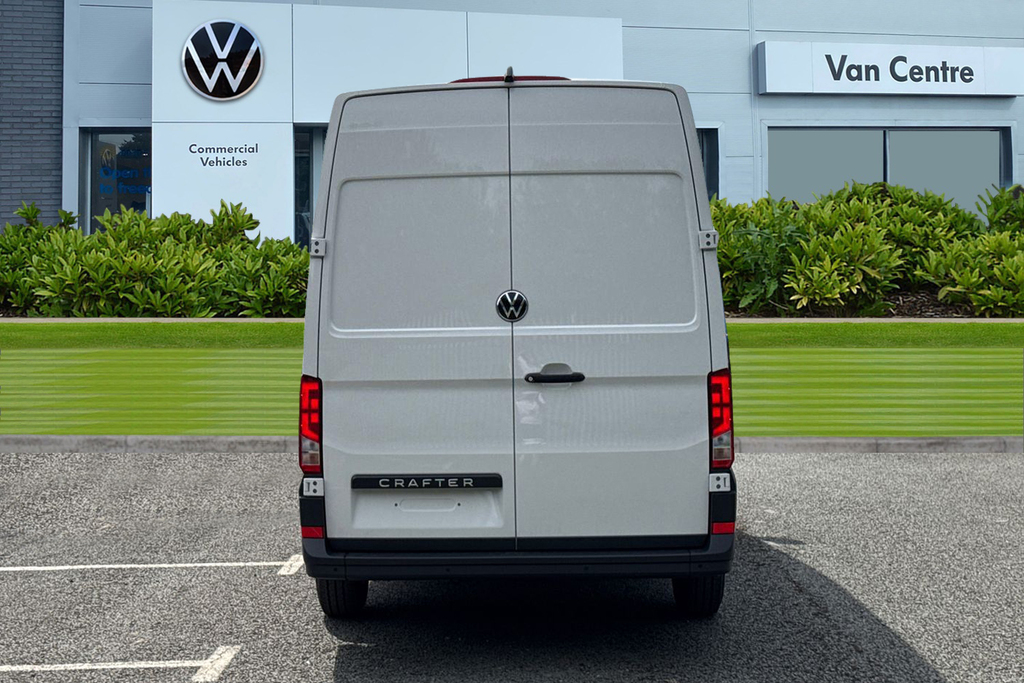 Volkswagen Crafter 2.0 Tdi Cr30 Commerce Panel Van White #4