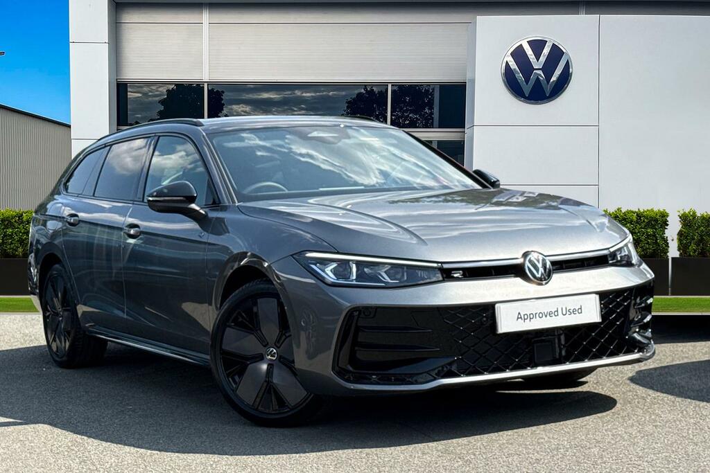 Volkswagen Passat 1.5 Etsi R-line Dsg Full Leather, Towbar, Dri Grey