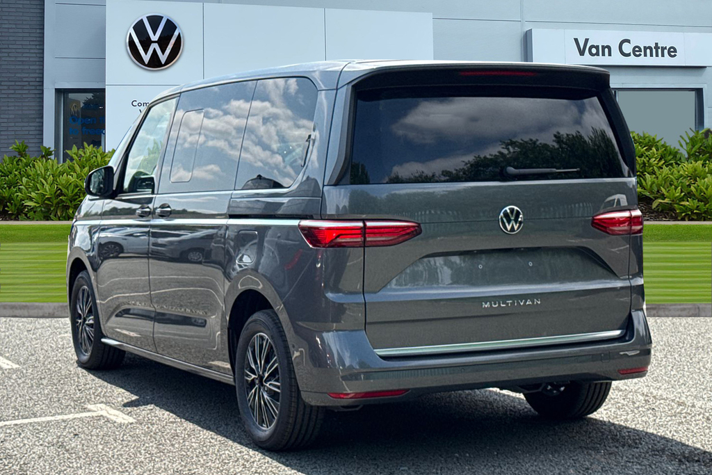 Volkswagen Multivan 2.0 Tdi Style Mpv Dsg Euro 6 Ss 150 Grey #2