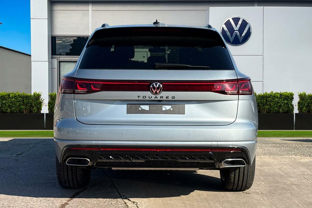 Volkswagen Touareg 3.0 V6 Tdi 4Motion 286 Black Edition Tow Bar,, Am Silver #4