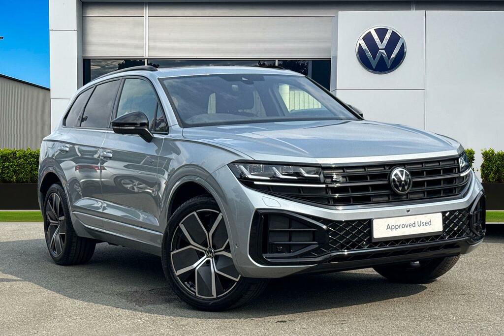 Volkswagen Touareg 3.0 V6 Tdi 4Motion 286 Black Edition Tow Bar,, Am Silver