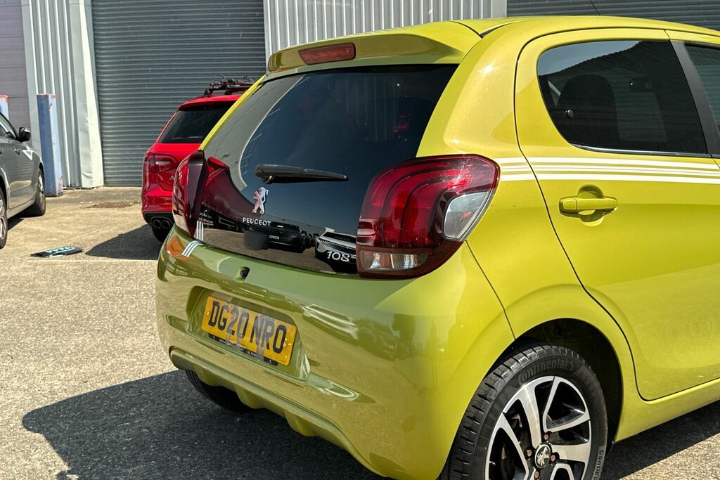 Peugeot 108 Peugeot 108 1.0 Allure Hatchback Black #30