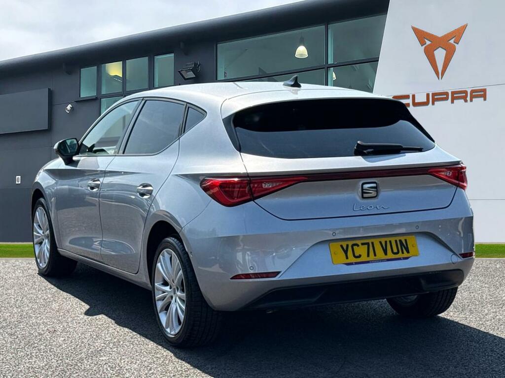 Seat Leon 1.5 Tsi Evo Se Dynamic YC71VUN Silver #2