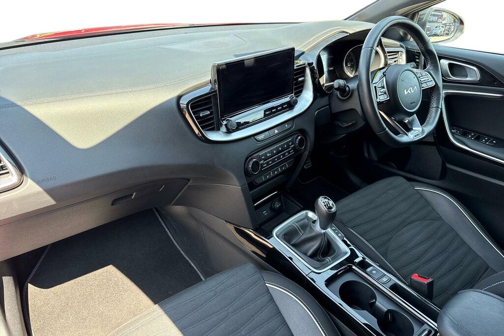 Kia Proceed Gt-line Red #15