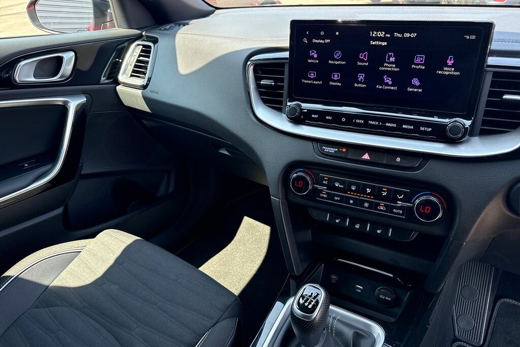 Kia Proceed Gt-line Red #31