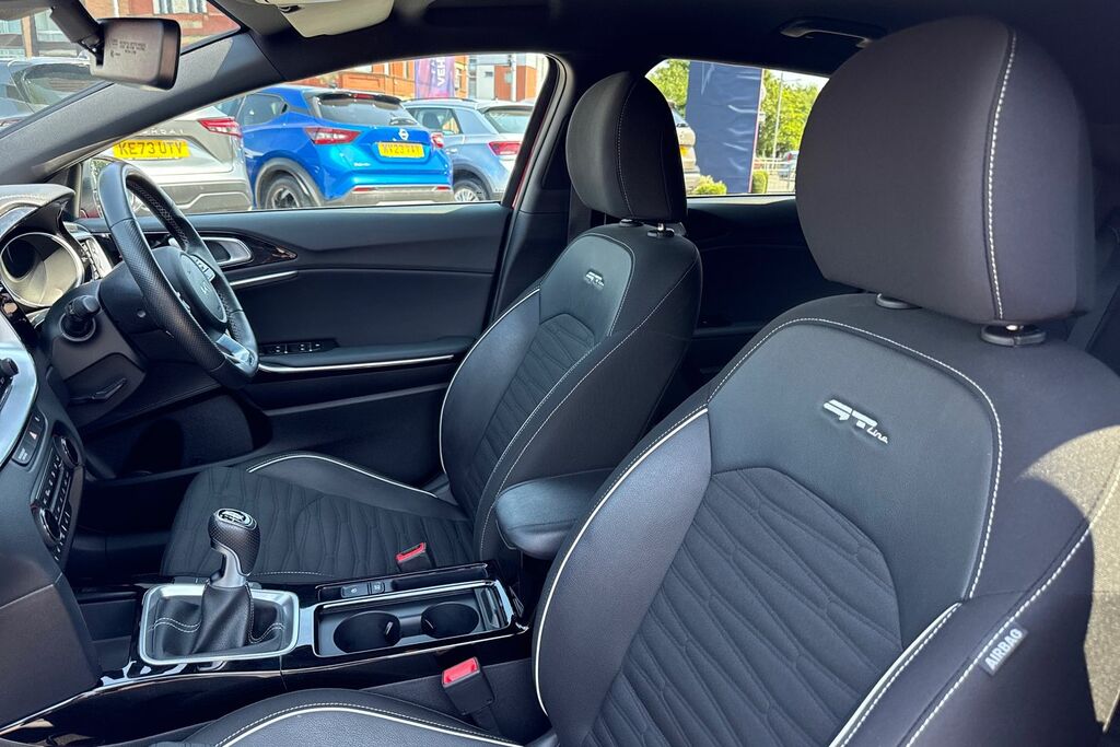 Kia Proceed Gt-line Red #45