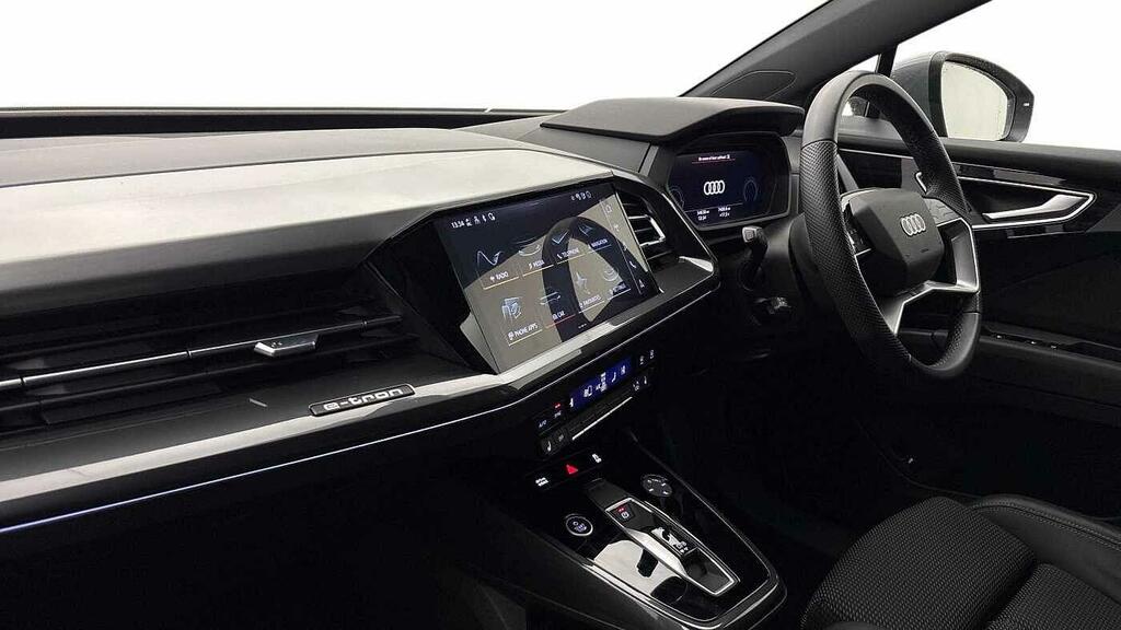 Audi Q4 E Tron Q4 S Line 35 E-tron 125,00 Kw WO72FGX Grey #2
