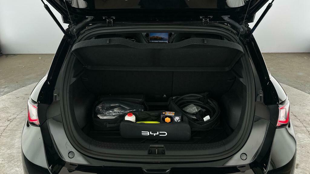 Byd Dolphin 130Kw Boost 44.9Kwh White #16