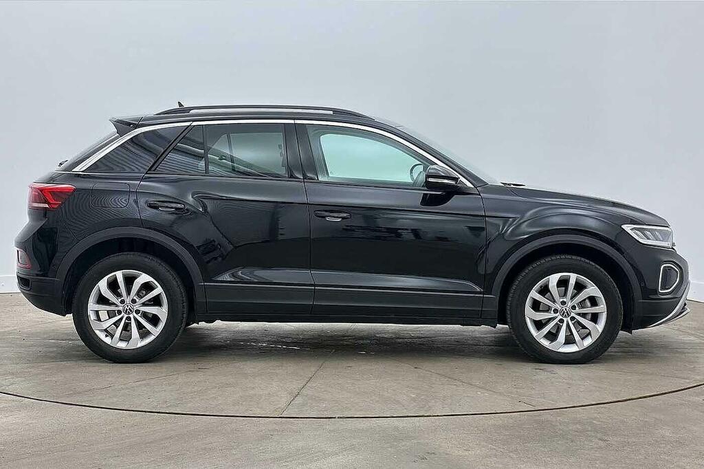 Volkswagen T-Roc 1.5 Tsi Match Black #4