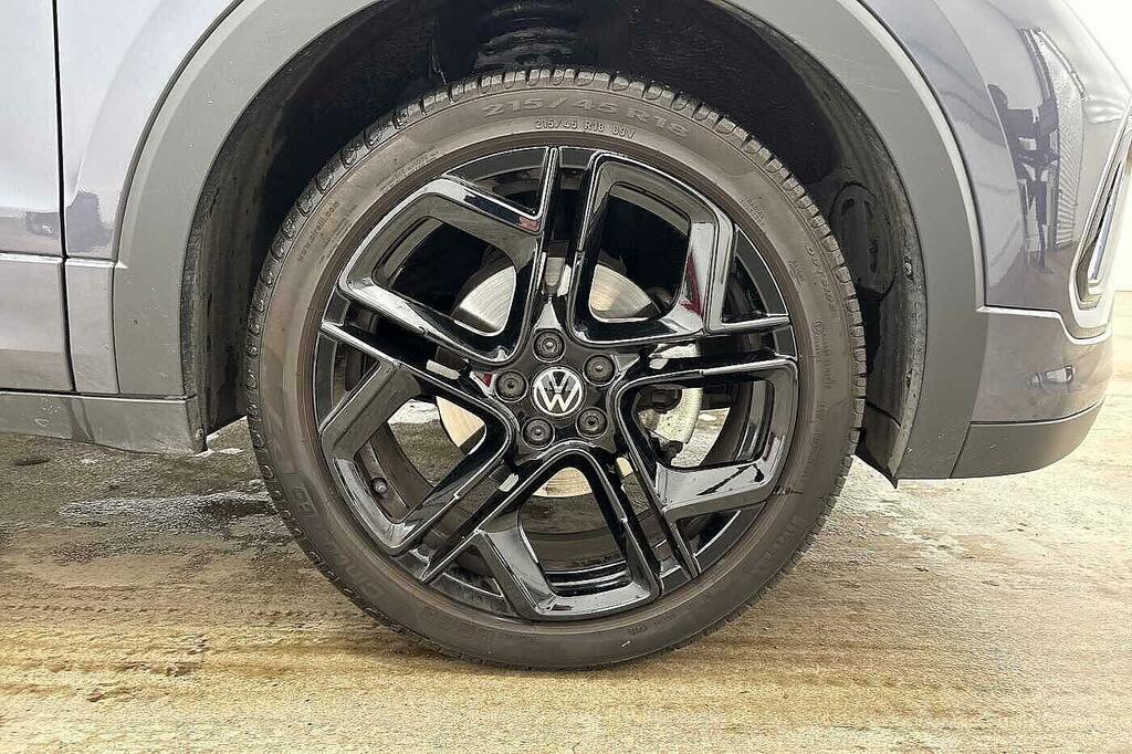 Volkswagen T-Cross 1.0 Tsi Black Edition Rear View Camera, Space Grey #5