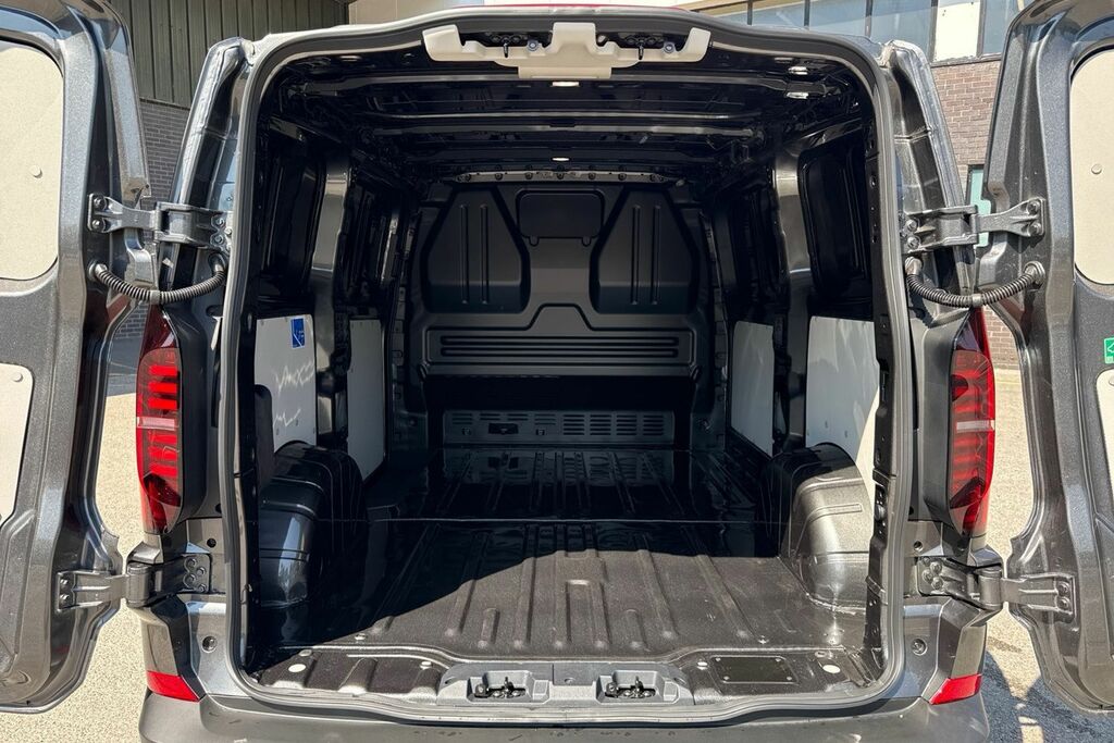 Volkswagen Transporter 2.0 Tdi 110 Commerce Van Grey #6