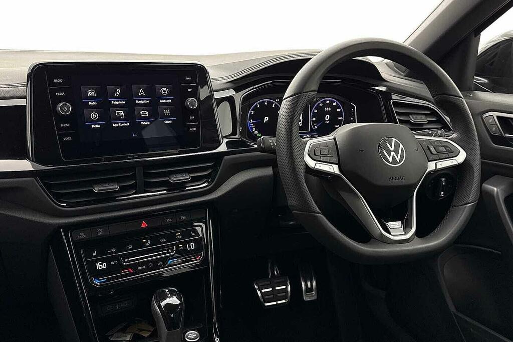 Volkswagen T-Roc 1.5 Tsi Black Edition Plus Dsg Sports Front Black #2