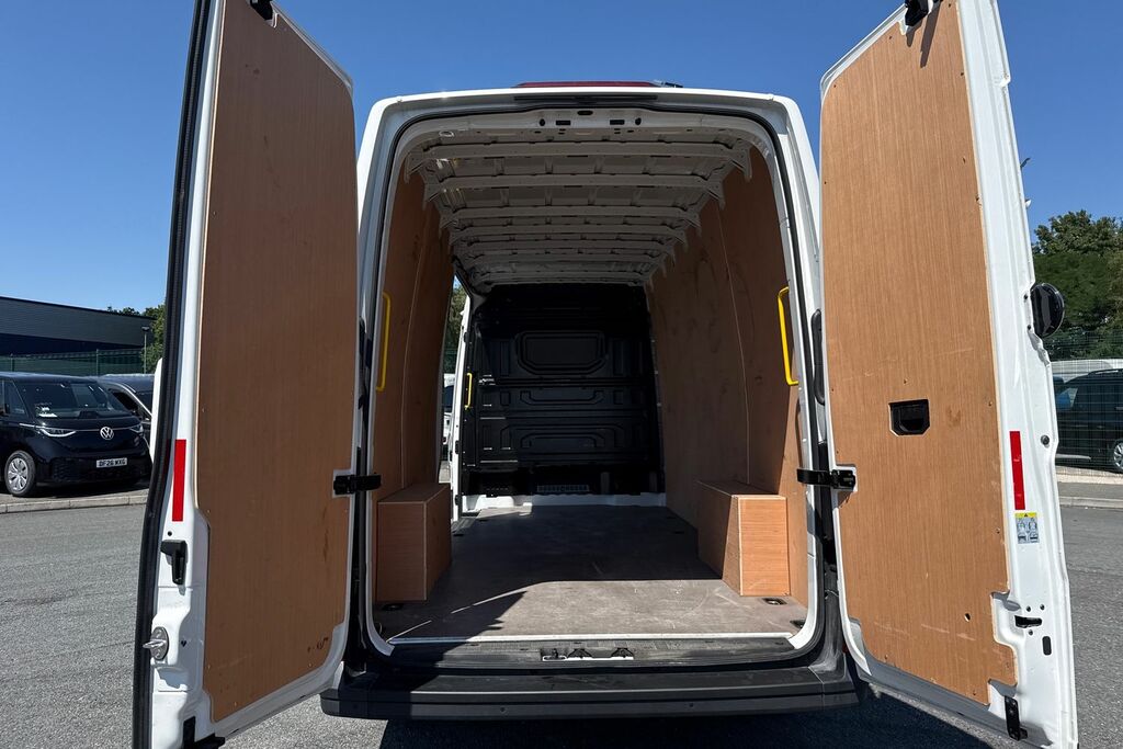Volkswagen Crafter 2.0 Tdi 140Ps Commerce Plus High Roof Van White #6
