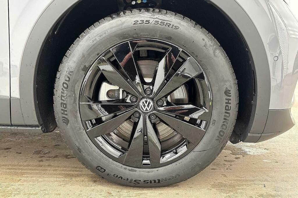 Volkswagen ID.4 210Kw Black Edition Pro 77Kwh Grey #5