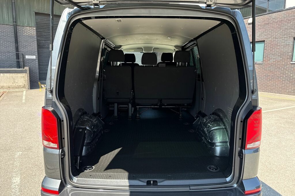 Volkswagen Transporter 2.0 Tdi 150 Highline Kombi Van Grey #6
