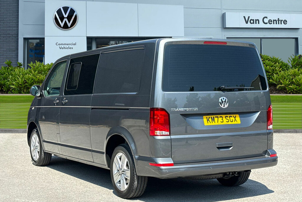 Volkswagen Transporter 2.0 Tdi 150 Highline Kombi Van Grey #2