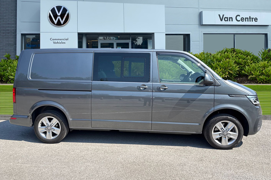 Volkswagen Transporter Kombi Highline Lwb 150Ps 2.0Tdi 7Sp Dsg Grey #3