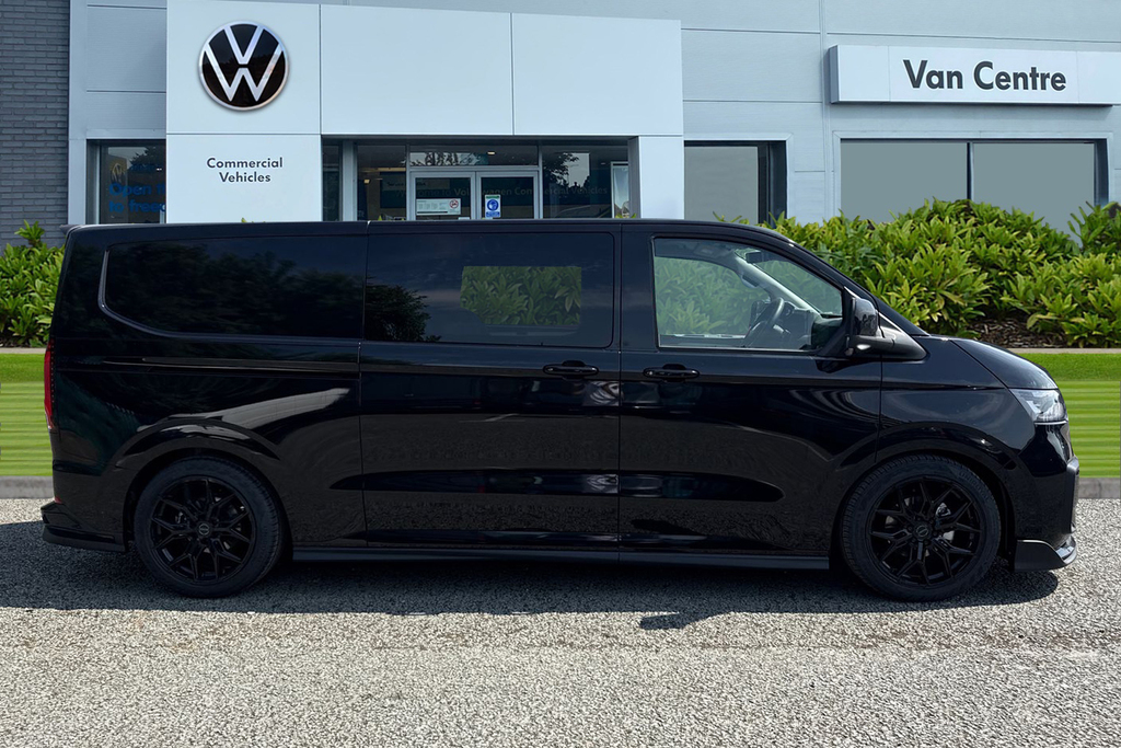 Volkswagen Transporter 2.0 Tdi T32 Commerce Pro 4Motion Lwb Euro 6 Black #3